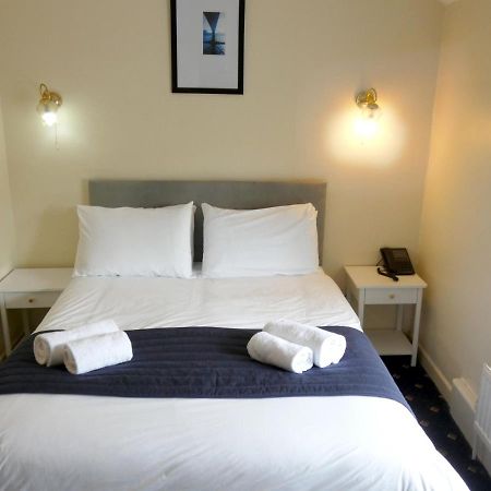 The Riverside Hotel Monmouth Exteriér fotografie