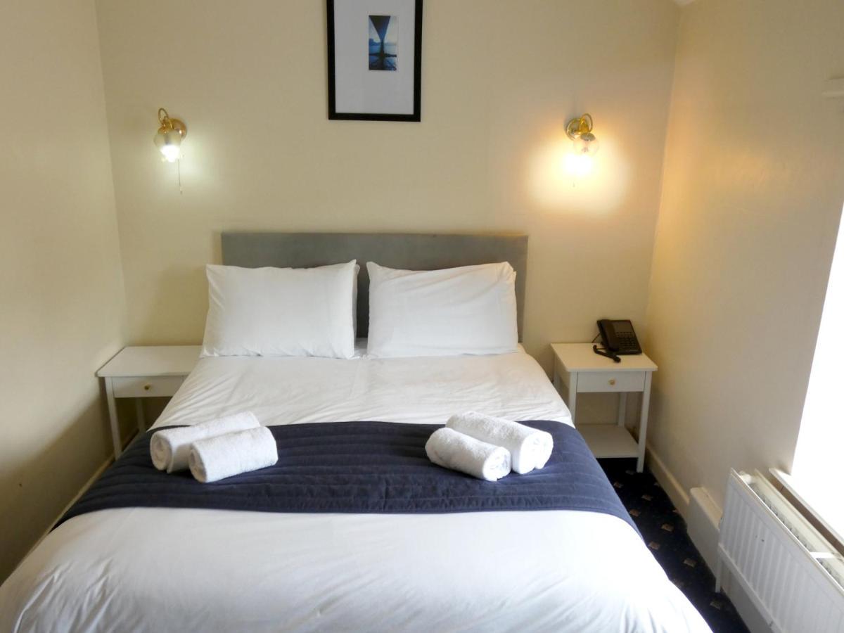 The Riverside Hotel Monmouth Exteriér fotografie